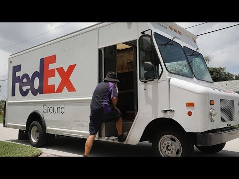 FedEx Expects Cost-Cutting Savings of $2.7 Billion