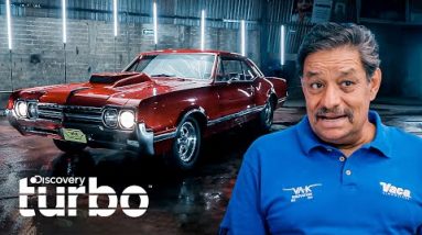 Automóvil Oldsmobile de 1969 llega oxidado y sale como nuevo | Mexicánicos | Discovery Turbo