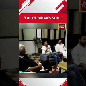 WATCH | Actor Manoj Bajpayee Meets Lalu Prasad Yadav, Tejashwi Yadav #shorts