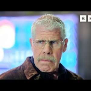 Frank makes disturbing discovery about his cancer diagnosis | The Capture Series 2 - BBC